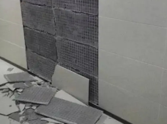 丁青瓷砖空鼓维修公司分享下丁青墙砖松动维修的知识